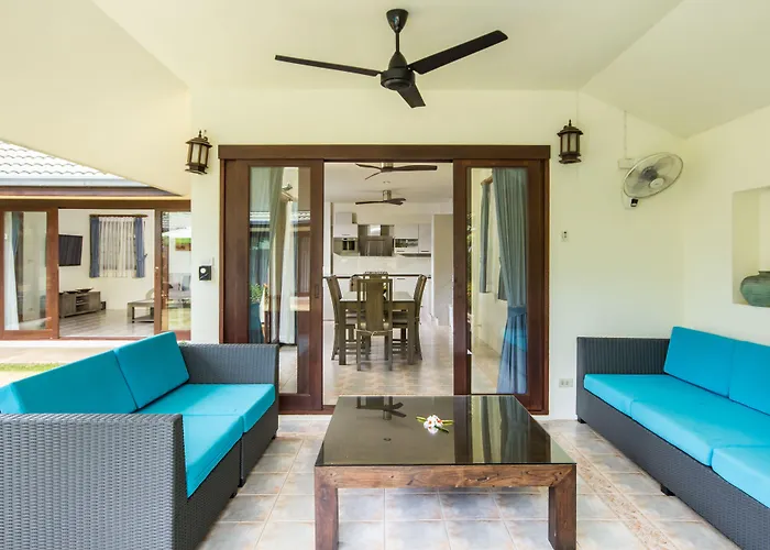 Idyllic Samui Beach Villa Resort